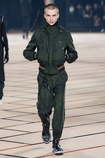 Look 21